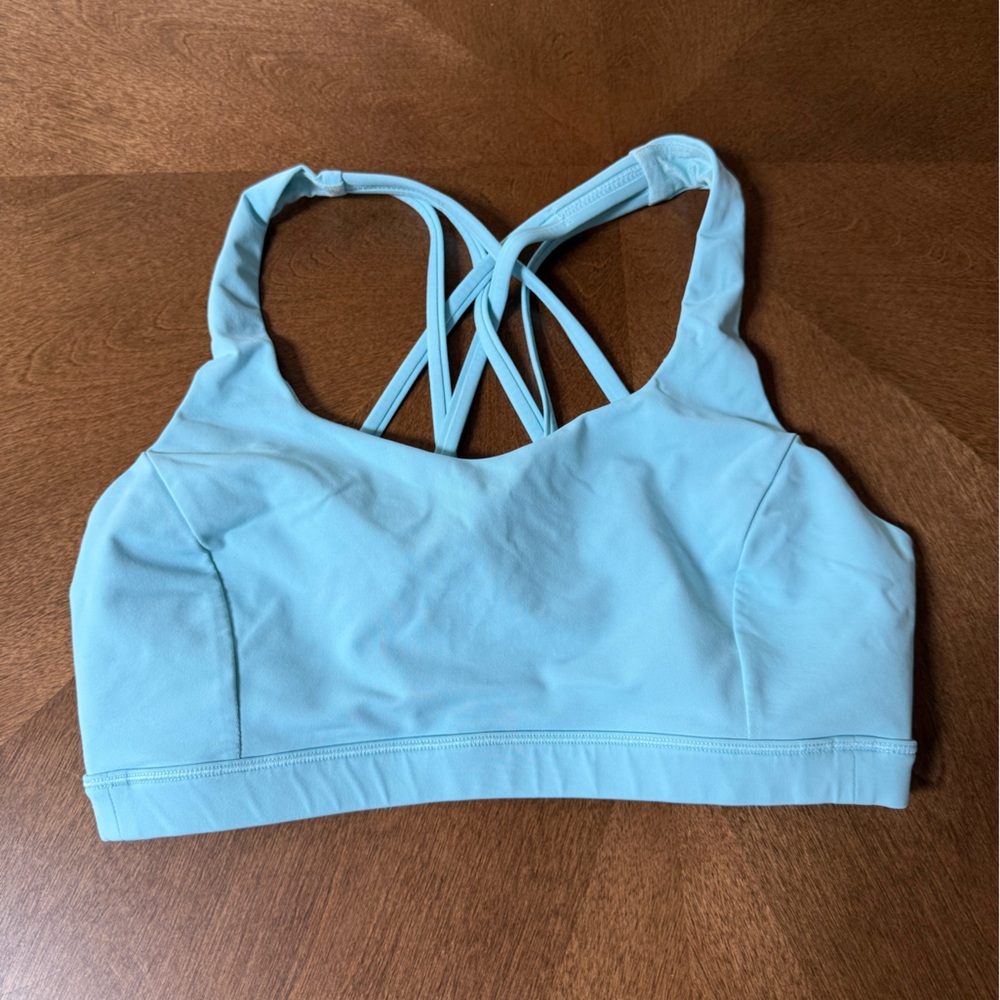Lululemon Free to be Serene Bra